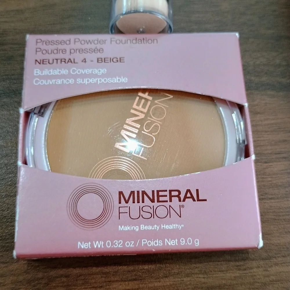 Makeup Bundle. Concealer, Press Powder, Concealer Brush, Lipstick, Lip Gloss